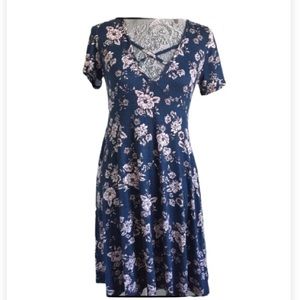 NEW Blue/white floral dress